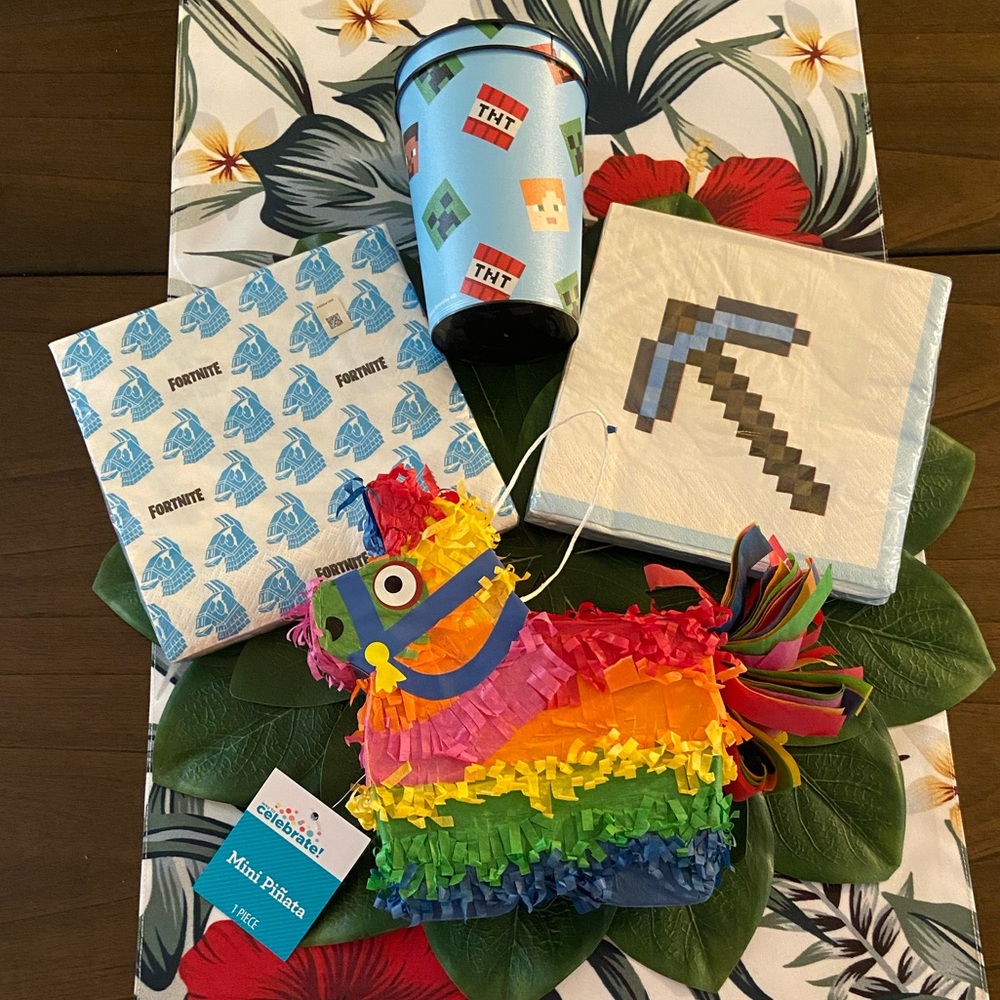 Kids Minecraft/Fortnite Party Supplies